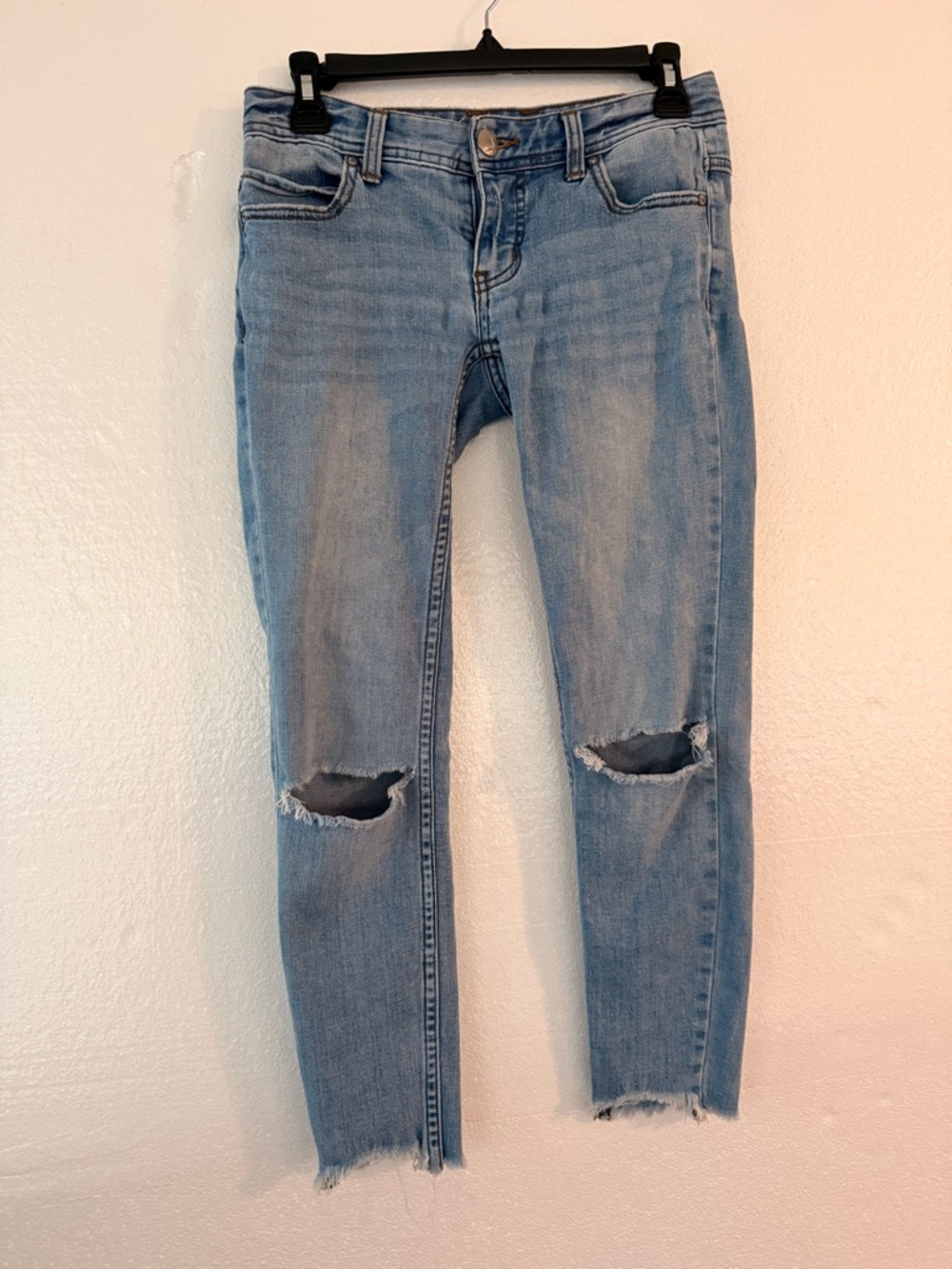 Free People Light Blue Distressed Cropped Skinny Jeans